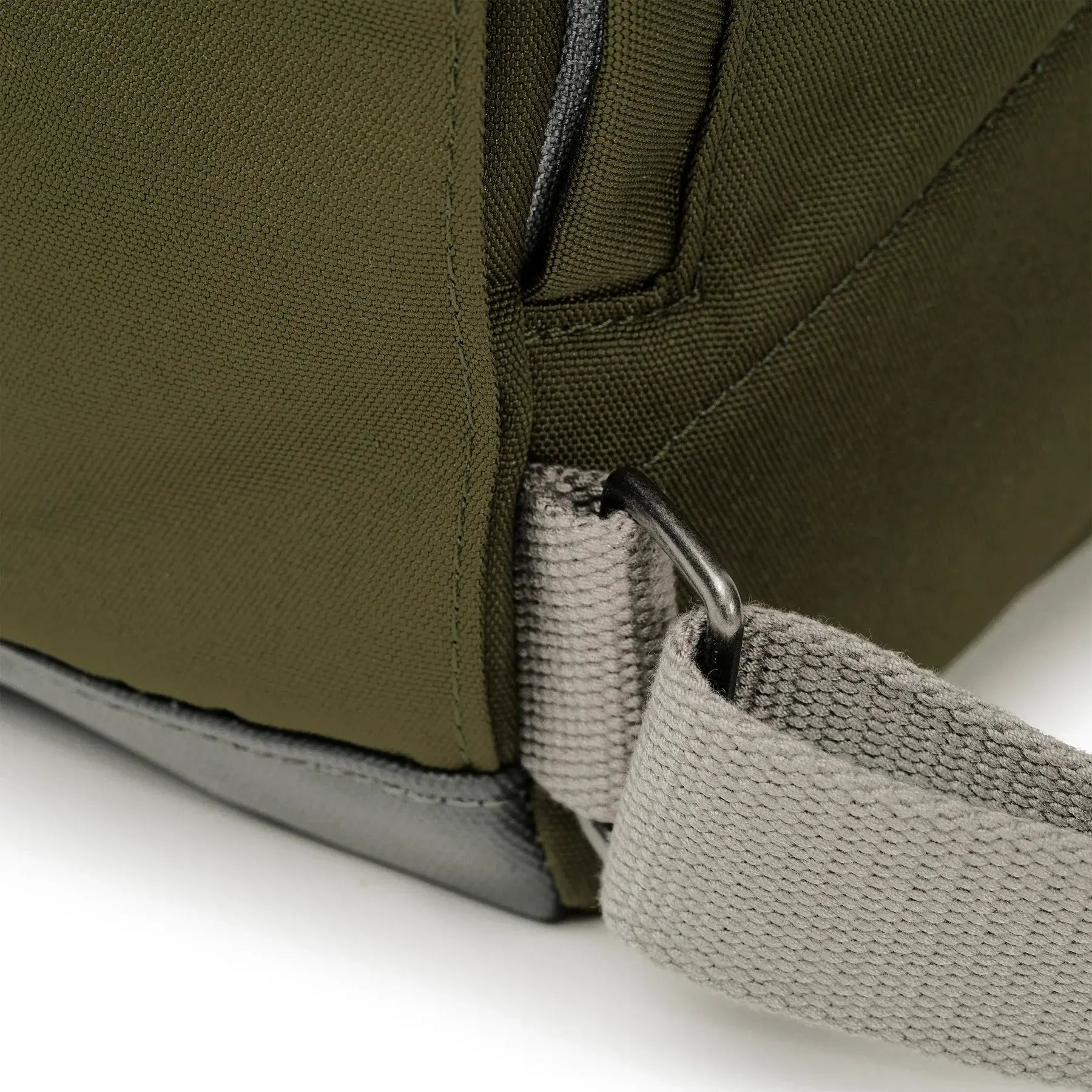 backpack roll-top - richmond - canvas - medium - moss green by ori london