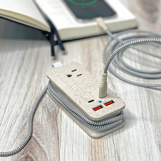 charger - power trip eco outlet - usb/usb-c - natural by tech candy (e-accessories)