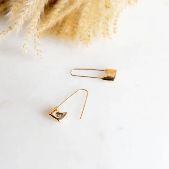 earrings - dangle 24kgp - safety pin by peter and june