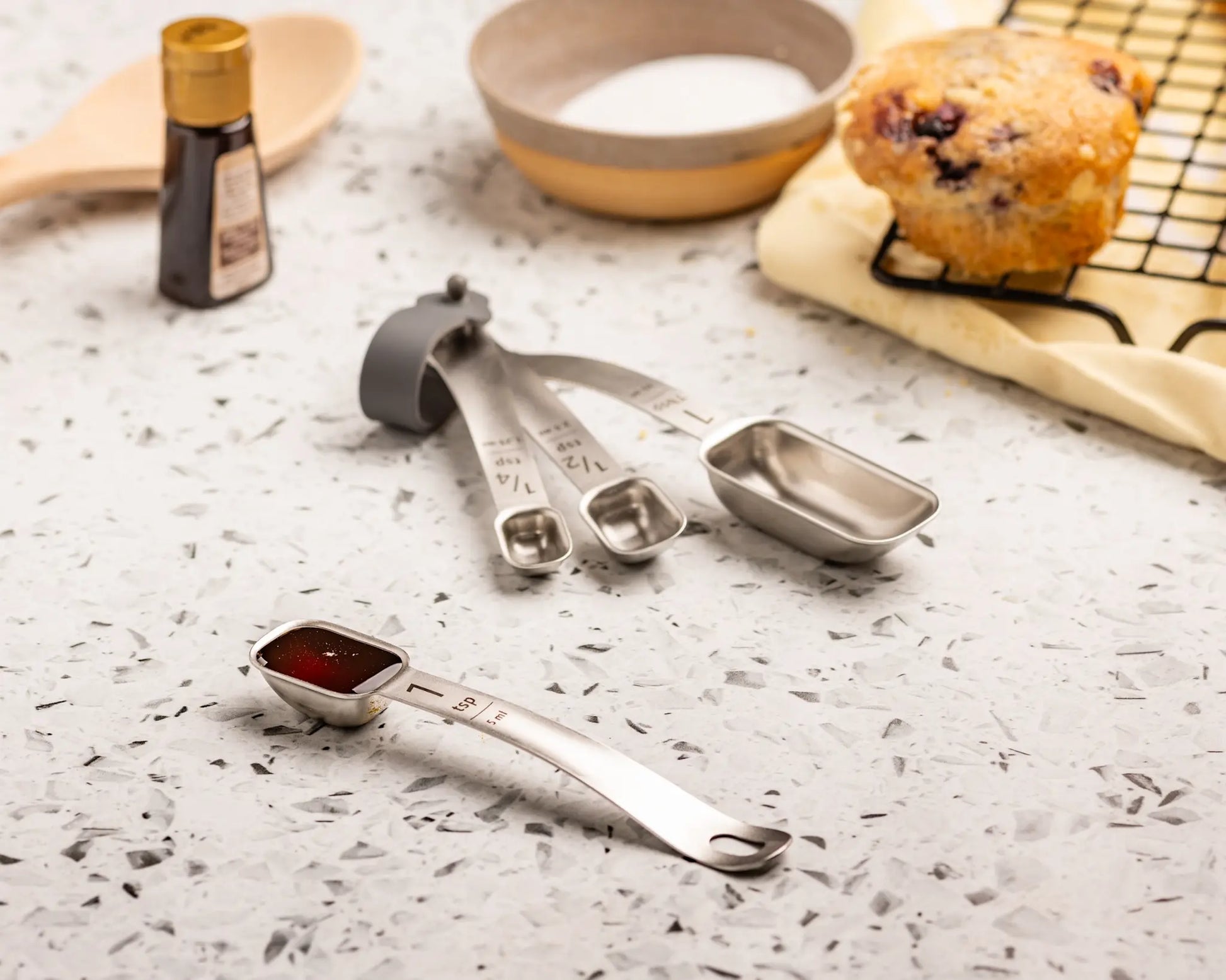 utensil - measuring spoon set - skinny dip by full circle home