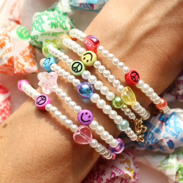bracelet - gumball - smiley pearl by sofia ramsay