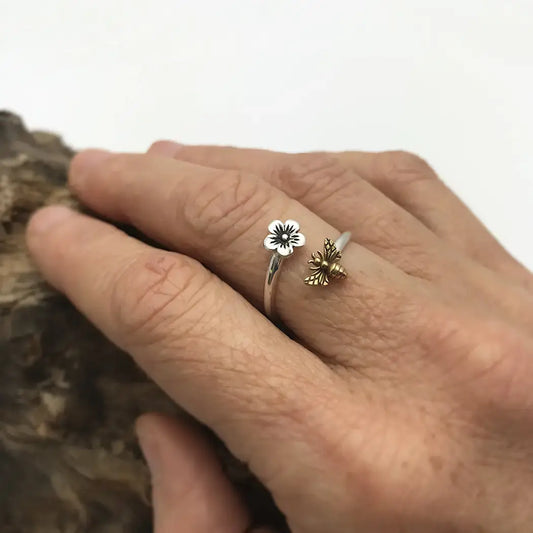 ring - flower & bee - sterling silver - adjustable by nina designs