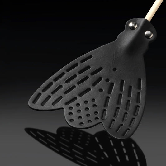 fly swatter - tarmo likki by ameico/essey