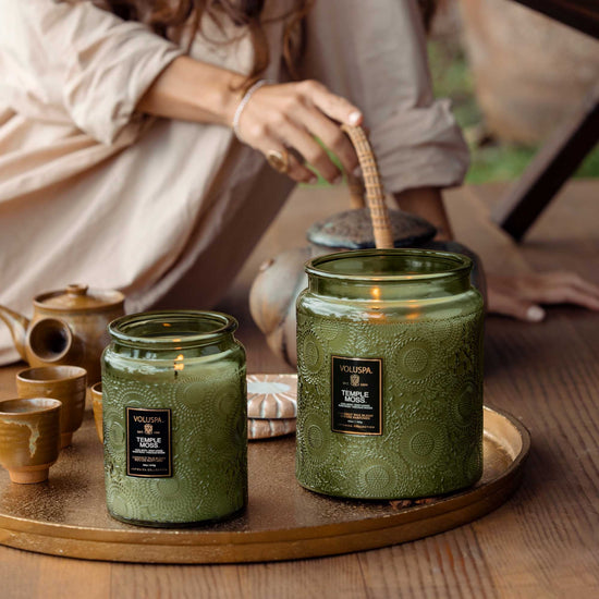 candle - japonica - temple moss by voluspa