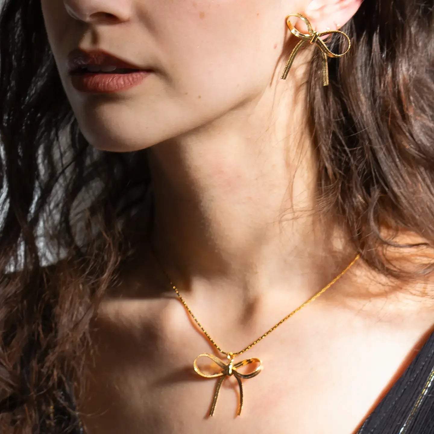 earrings - stud bow by peter and june