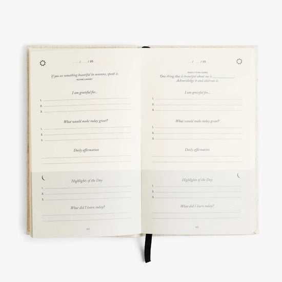 book - five minute journal - daily gratitude - black by intelligent change