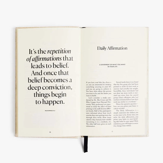 book - five minute journal - daily gratitude - black by intelligent change