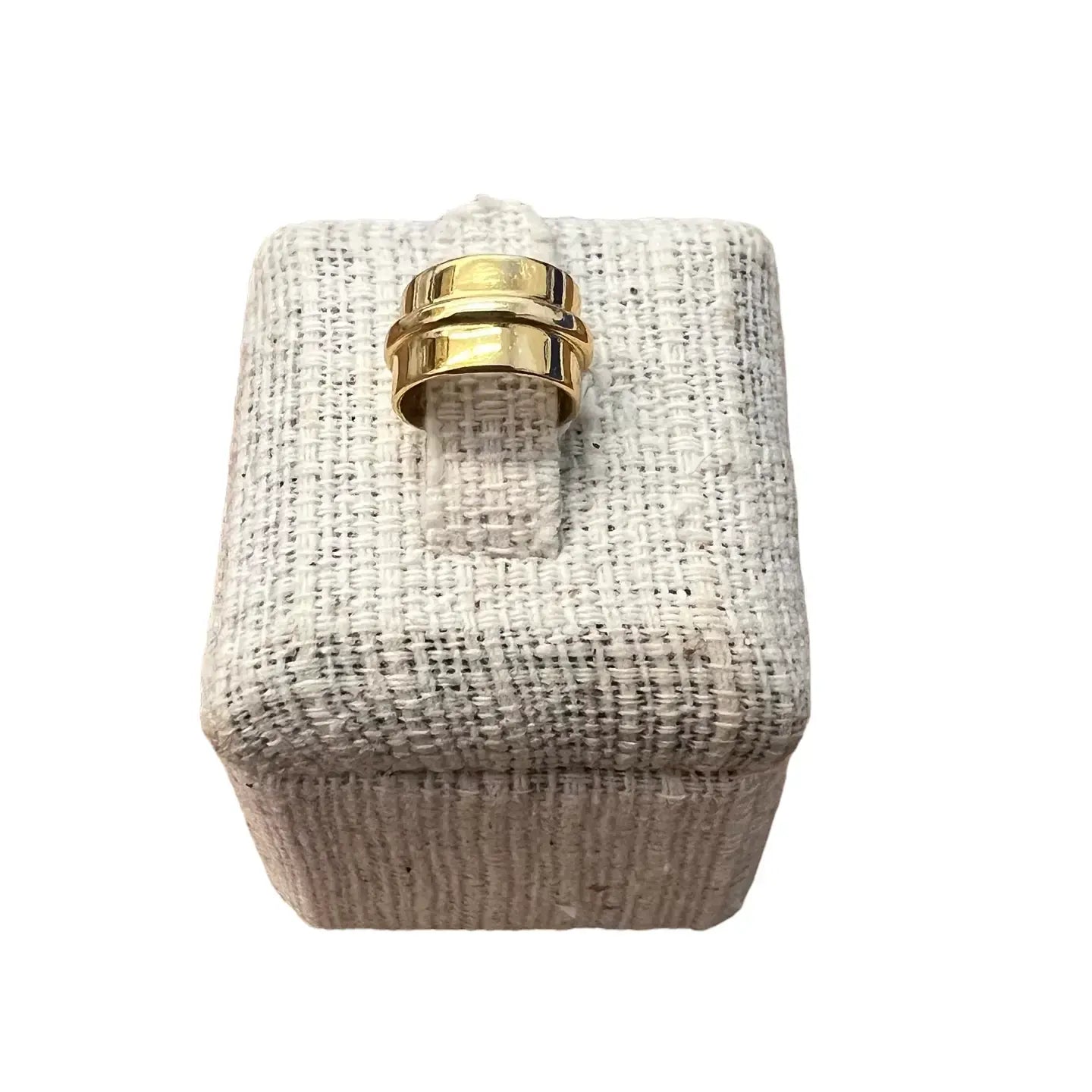 ear cuff - thick lined by baizaar