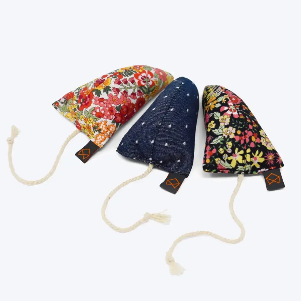 cat toy - modern mouse (catnip) by modernbeast