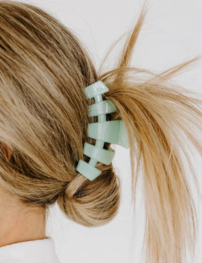 hair clip - classic medium - by teleties