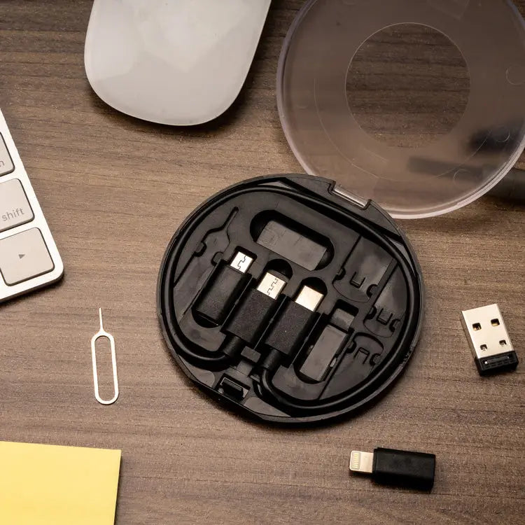 travel buddy - usb-to-everything by kikkerland