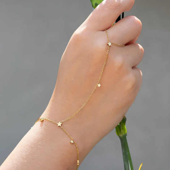 hand chain - twinkle stars - 18kgp by peter and june