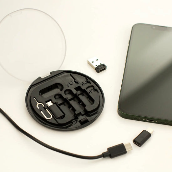 travel buddy - usb-to-everything by kikkerland
