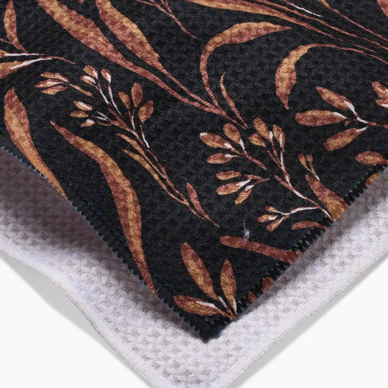 tea towel - microfiber - vintage grass black by geometry house