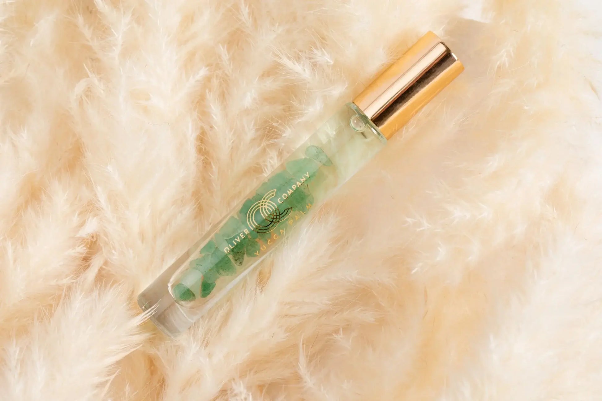 fragrance roll-on - bougie stick - yucca palm by oliver fragrance co.